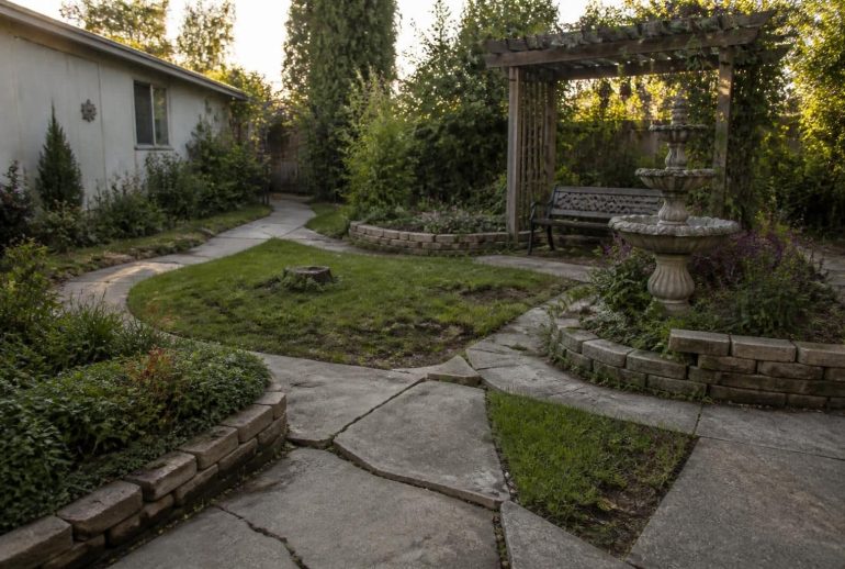 découvrez les erreurs structurelles courantes en aménagement de jardin à éviter absolument pour ne pas compromettre la beauté et la fonctionnalité de votre espace extérieur.