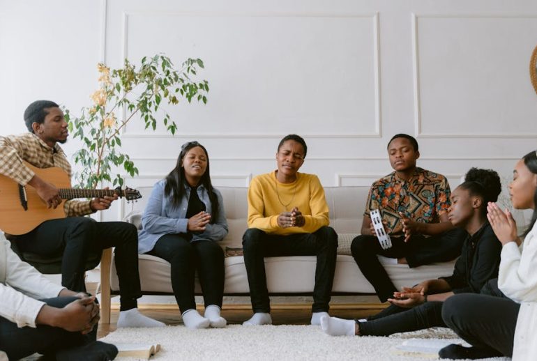 découvrez l'assurance pour instruments de musique, une protection essentielle pour les musiciens. protégez votre matériel contre les dommages, le vol et d'autres risques. assurez-vous que votre passion soit en sécurité avec des options adaptées à vos besoins.